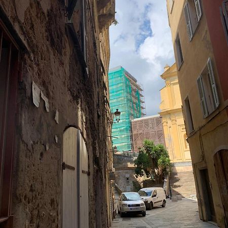 Maison Colonnes 4 Personnes باستيا المظهر الخارجي الصورة